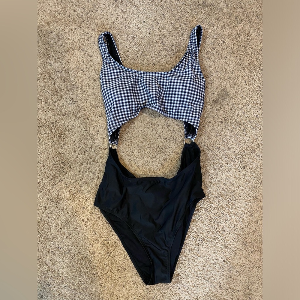So Large One Piece Bathing Suit Size Large